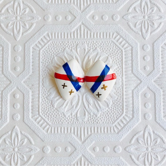 Vintage Handmade Earrings - Picture 4 of 11